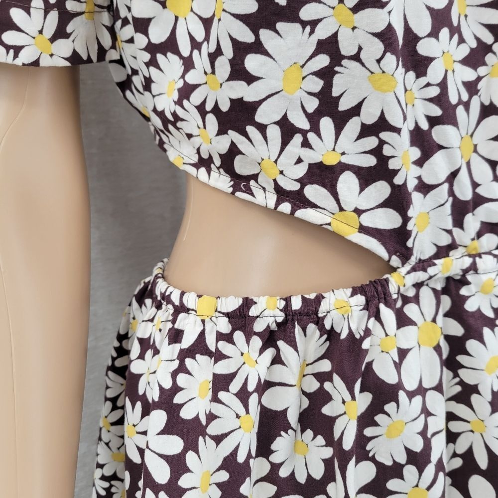Indulge Cotton Daisy Print Mini Dress in Brown and White Cut Out Sides and Back - Picture 7 of 11